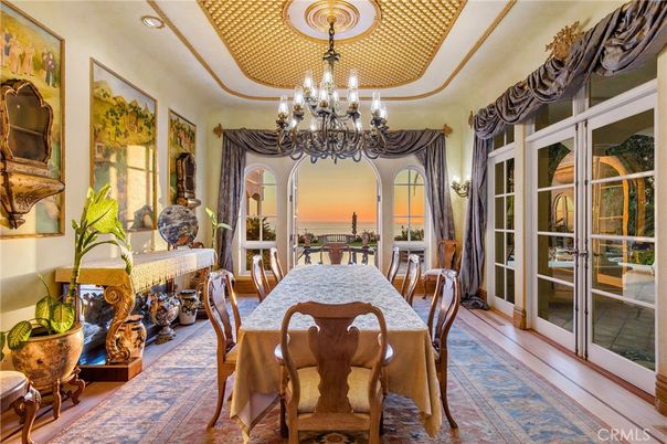 Chandelier, Dining room, Interior, Water