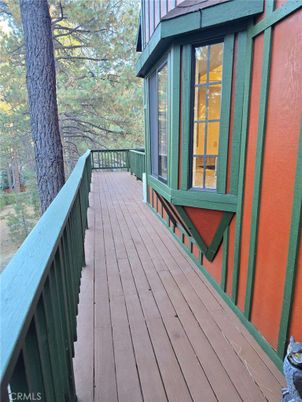 Exterior, Wood Texture Flooring