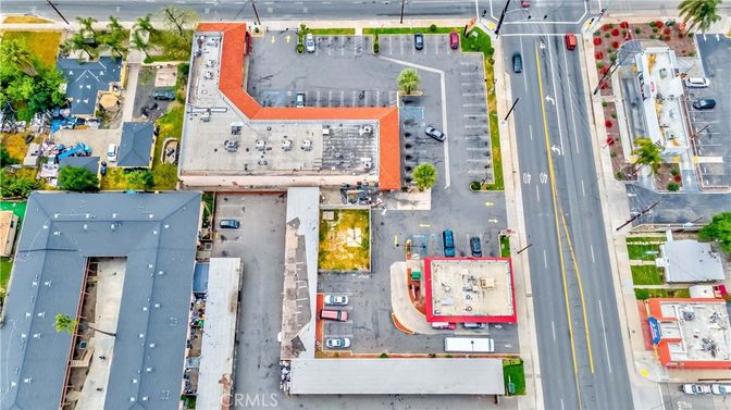 Exterior, Drone