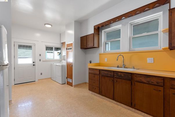 Interior, Recessed Lighting, Washer