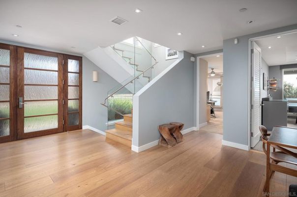 Interior, Recessed Lighting, Wood Texture Flooring