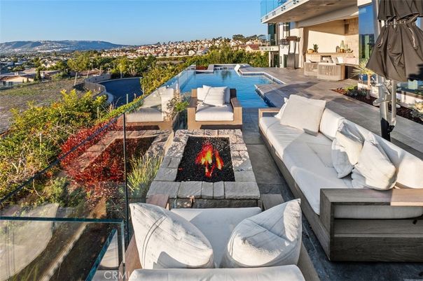 Exterior, Fireplace, Pool