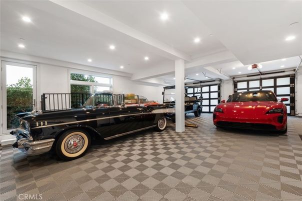 Garage, Interior, Recessed Lighting