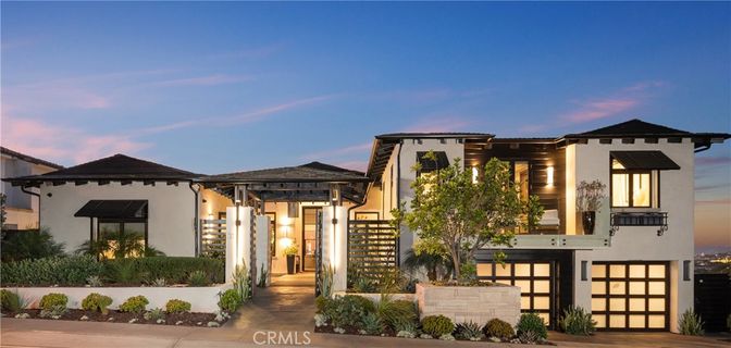 Attached, Exterior, Facade, Modern