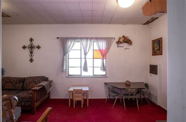 Dining room, Interior