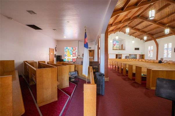 Interior, Pendant Lights, Recessed Lighting, Wooden Beams