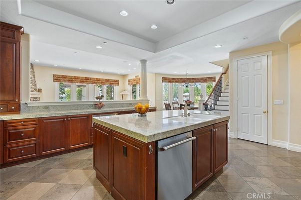 Dining room, Interior, Kitchen, Recessed Lighting