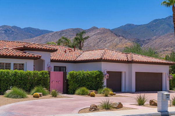 Attached, Exterior, Facade, Spanish Mediterranean