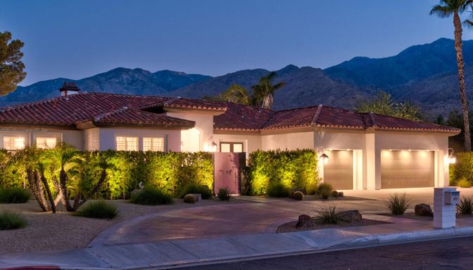 Attached, Exterior, Facade, Mediterranean