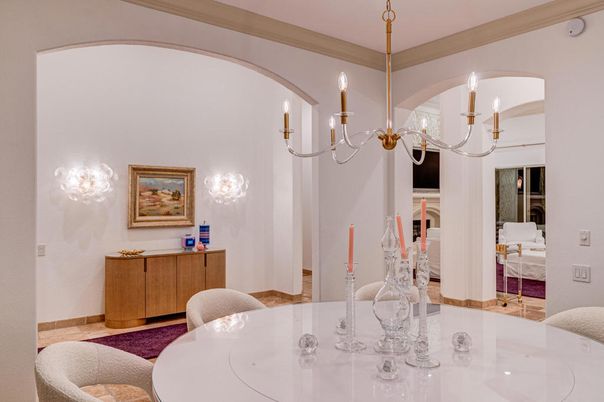 Chandelier, Dining room, Interior