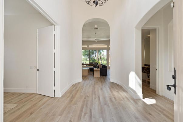 Interior, Pendant Lights, Wood Texture Flooring