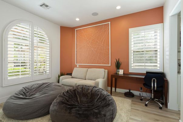 Home Office, Interior, Recessed Lighting, Wood Texture Flooring