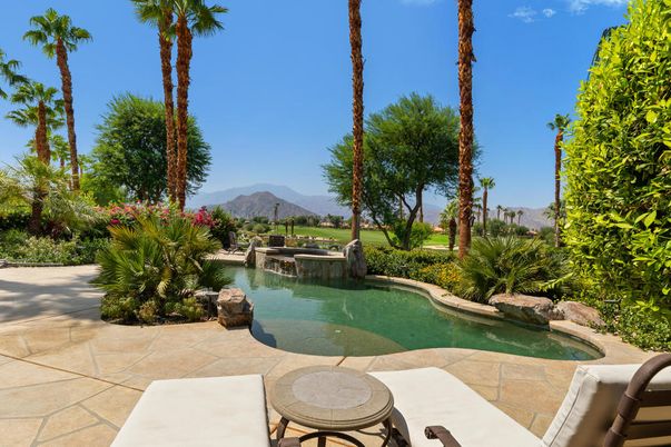 Exterior, Pool, Other