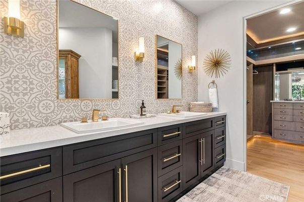 Bathroom, Dual Sink Vanities, Interior, Recessed Lighting, Wood Texture Flooring