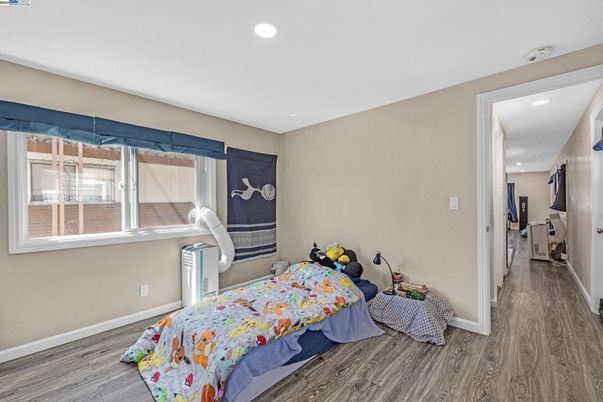 Bedroom, Interior, Recessed Lighting, Wood Texture Flooring