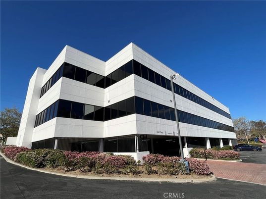 Exterior, Facade, Highrise
