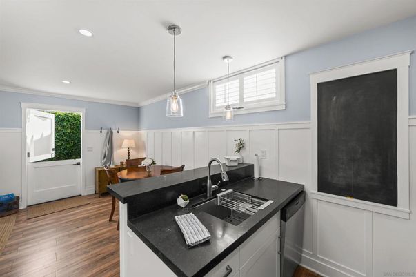 Interior, Kitchen, Pendant Lights, Recessed Lighting, Wood Texture Flooring
