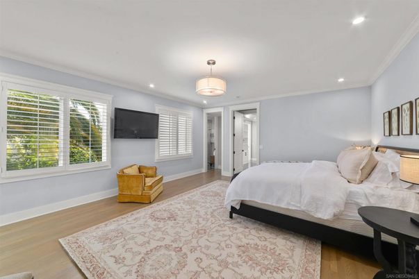 Bedroom, Interior, Pendant Lights, Recessed Lighting, Wood Texture Flooring