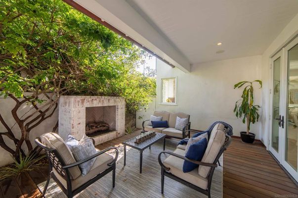 Exterior, Fireplace, Interior, Living room, Recessed Lighting, Wood Texture Flooring