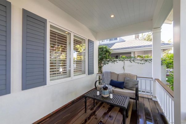 Exterior, Wood Texture Flooring
