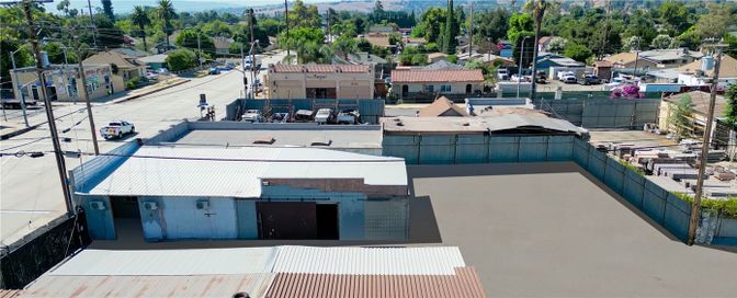 Exterior, Drone
