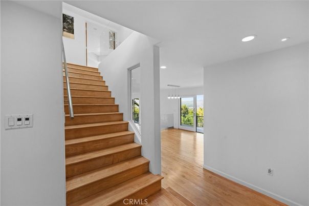 Interior, Pendant Lights, Recessed Lighting, Wood Texture Flooring