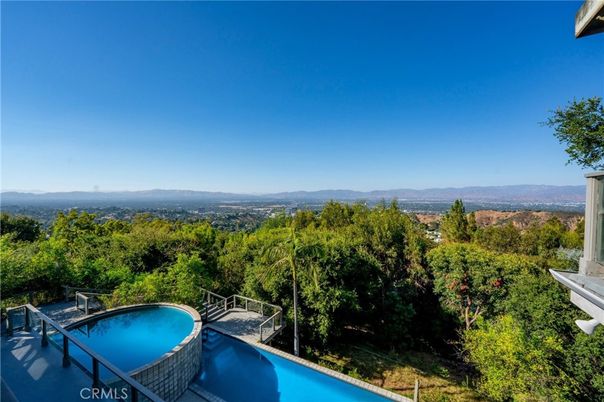 Exterior, Pool, Other