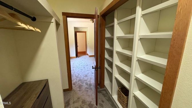 Interior, Walk-in Closets