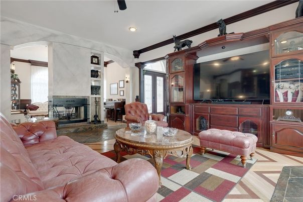 Fireplace, Interior, Living room, Recessed Lighting