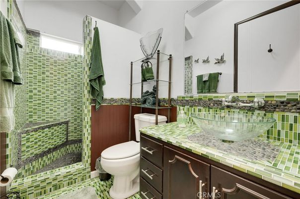 Bathroom, Interior, Tile Countertops