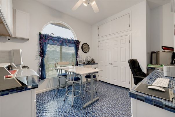 Dining room, Interior