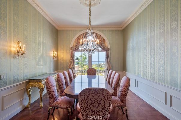 Chandelier, Dining room, Interior, Wood Texture Flooring