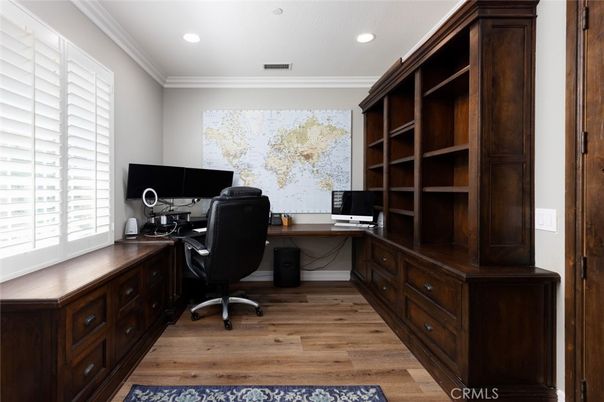 Home Office, Interior, Recessed Lighting, Wood Texture Flooring