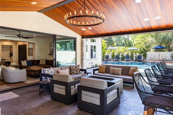 Chandelier, Interior, Living room, Pool, Recessed Lighting, Wooden Ceilings