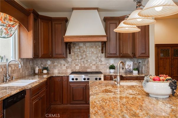 Interior, Kitchen, Pendant Lights, Stainless Steel Appliances, Wood Texture Flooring