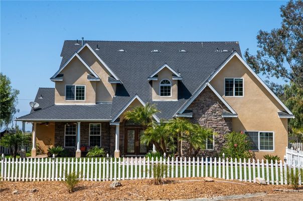 Exterior, Facade, Brick Traditional