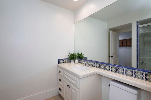 Bathroom, Interior, Recessed Lighting, Tile Countertops