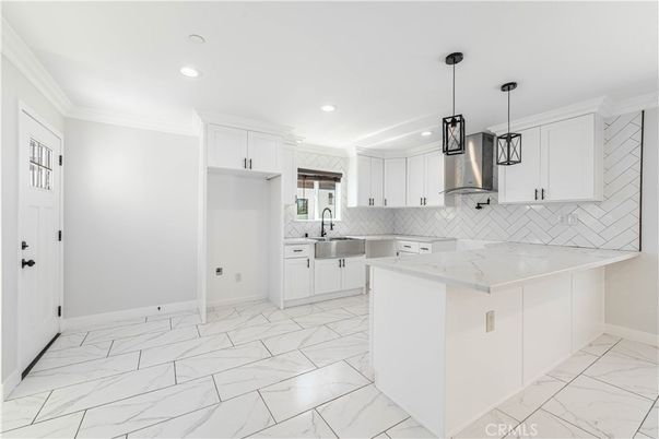 Interior, Kitchen, Marble, Pendant Lights, Recessed Lighting