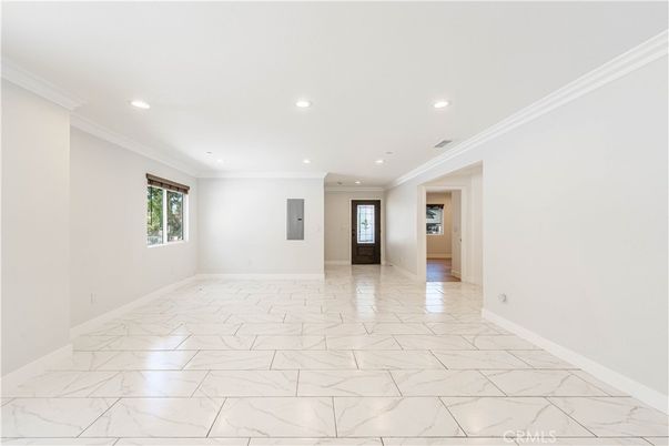 Empty room, Interior, Marble, Recessed Lighting