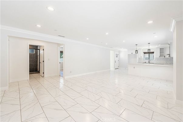 Empty room, Interior, Kitchen, Marble, Pendant Lights, Recessed Lighting