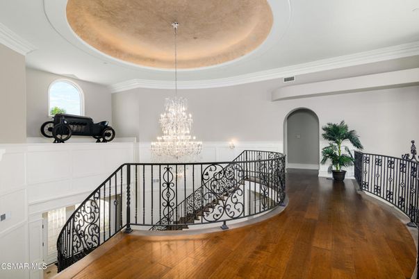 Chandelier, Interior, Wood Texture Flooring