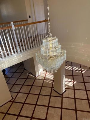 Chandelier, Interior