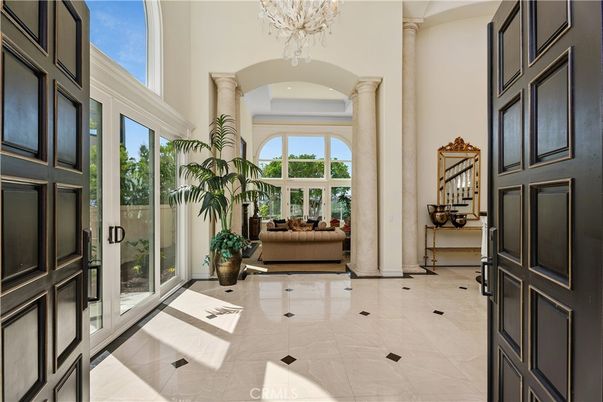 Chandelier, Interior, Recessed Lighting