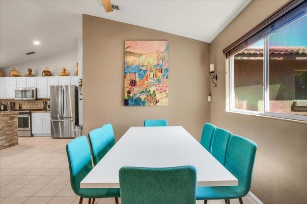 Dining room, Interior, Kitchen, Recessed Lighting