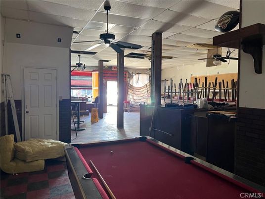 Billiard Table, Game Room, Interior