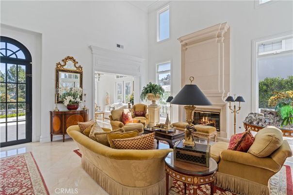 Fireplace, Interior, Living room