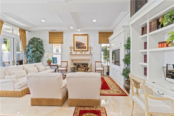Fireplace, Interior, Living room, Recessed Lighting