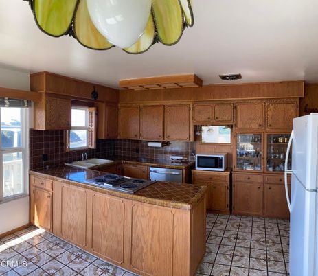 Interior, Kitchen, Tile Countertops