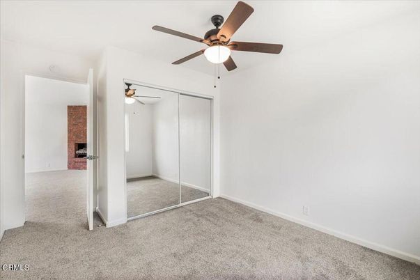 Empty room, Fireplace, Interior