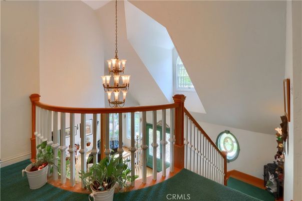 Chandelier, Interior